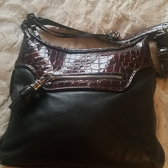 Brighton leather crossbody bag - Picture 2 of 6